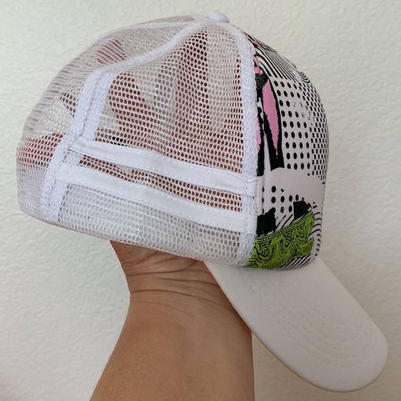 Volcom Cap - Picture 5 of 9